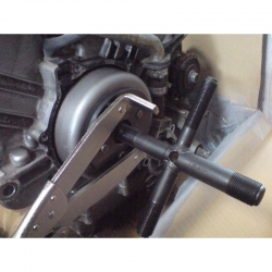 Dụng cụ tháo nồi xe Kowa